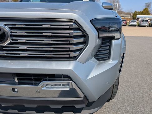 Used 2024 Toyota Tacoma Limited image 11