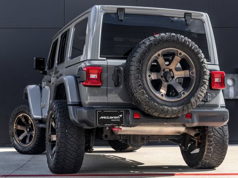 Used 2021 Jeep Wrangler Unlimited Rubicon AWD/4WD image 6