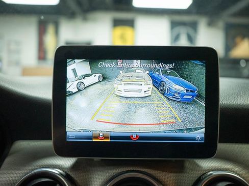 Used 2018 Mercedes-Benz GLA 250 w/ Convenience Package image 21