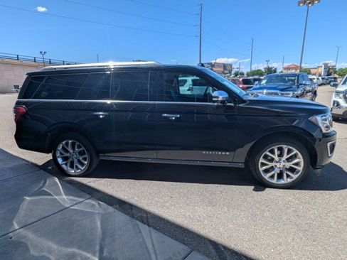 Used 2018 Ford Expedition Max Platinum AWD/4WD image 6
