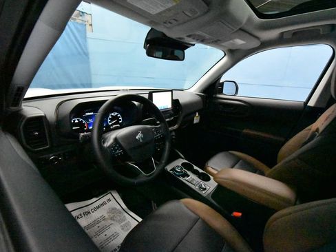 Used 2024 Ford Bronco Sport Badlands w/ Premium Package image 2