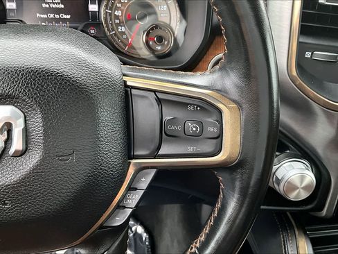 Used 2022 RAM 1500 Limited w/ Body-Colour Bumper Group image 26