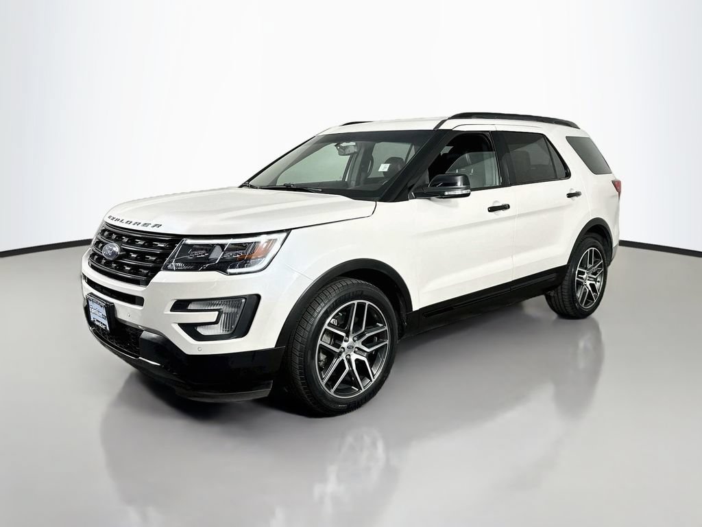 Used 2017 Ford Explorer Sport AWD/4WD image 4
