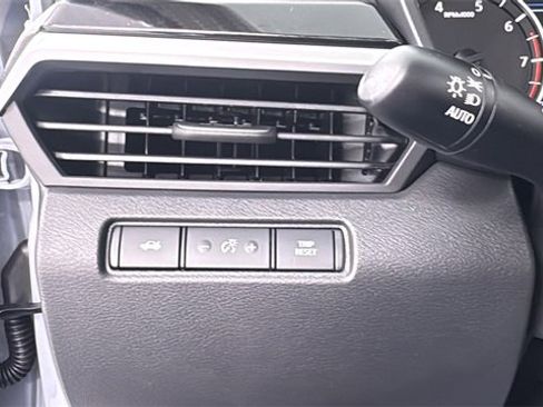 New 2025 Nissan Altima 2.5 SR w/ SR Premium Package image 30