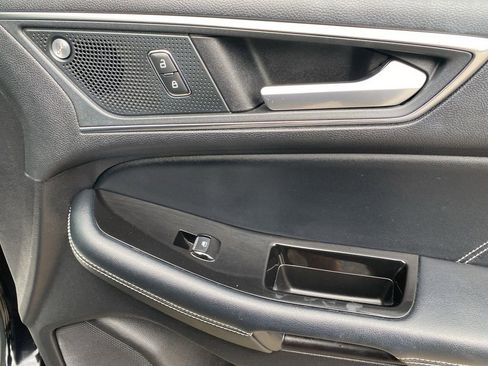 Used 2020 Ford Edge ST w/ Equipment Group 401A AWD/4WD image 12