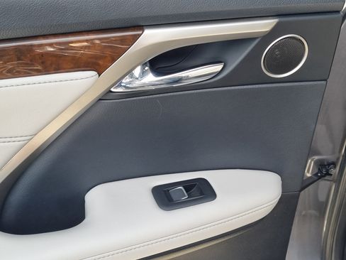 Used 2019 Lexus RX 450h AWD w/ Navigation Package image 16