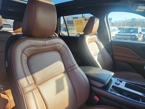 Used 2023 Lincoln Aviator Reserve w/ Equipment Group 201A image 35