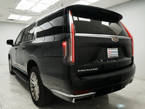 Used 2021 Cadillac Escalade ESV Premium Luxury image 7