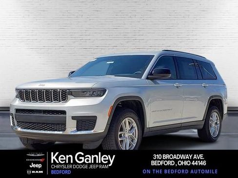 New 2025 Jeep Grand Cherokee L Laredo AWD/4WD image 1