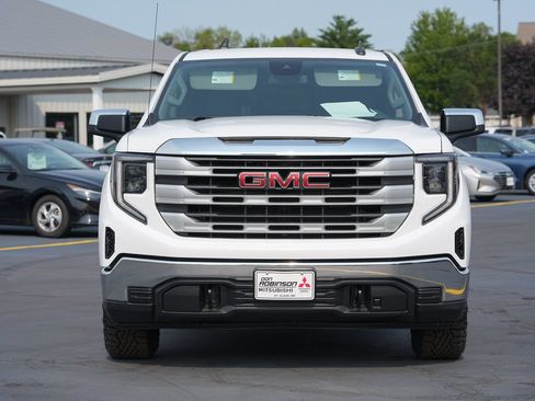 Used 2022 GMC Sierra 1500 SLE AWD/4WD image 8