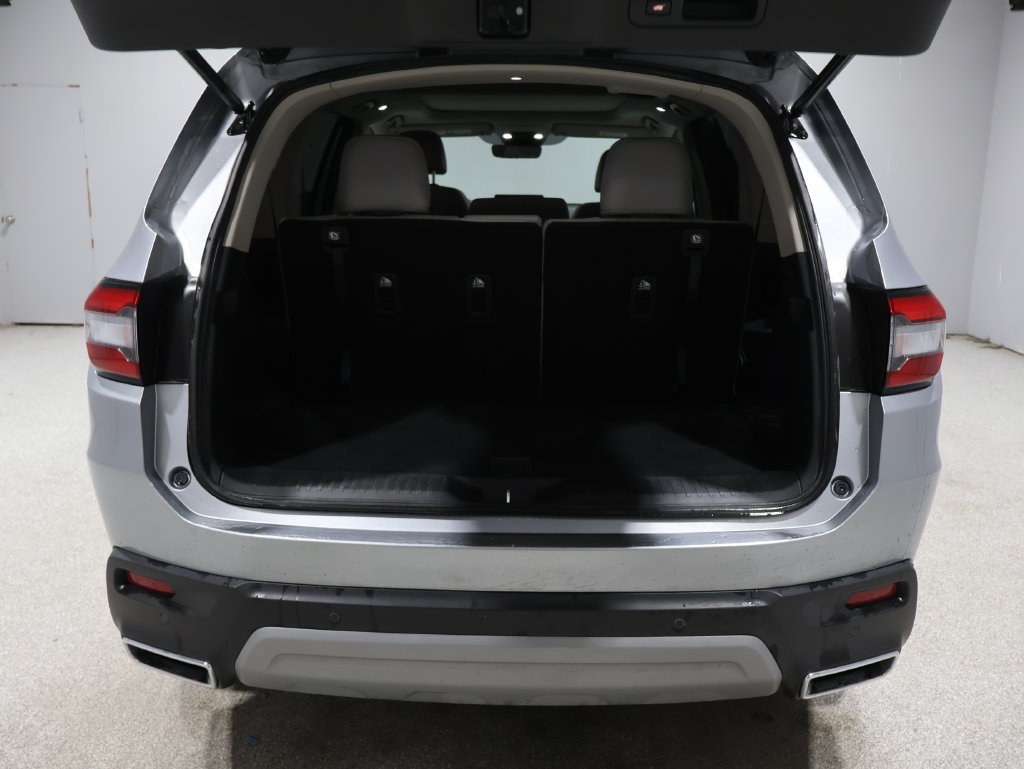 Used 2024 Honda Pilot Touring image 19