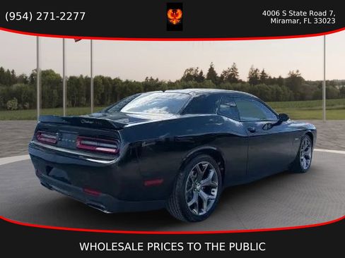 Used 2015 Dodge Challenger R/T w/ Quick Order Package 28B R/T image 5