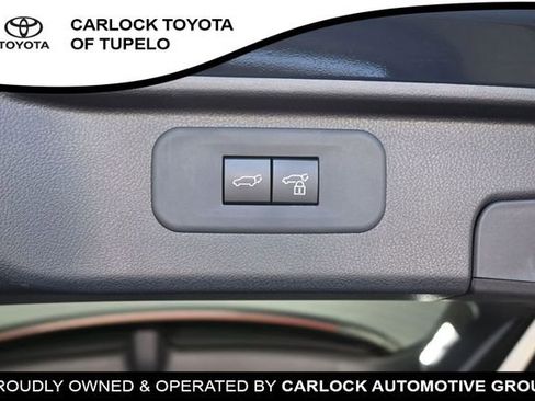 Used 2025 Toyota Grand Highlander AWD image 46