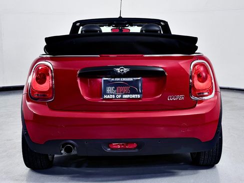 Used 2018 MINI Cooper Convertible image 8