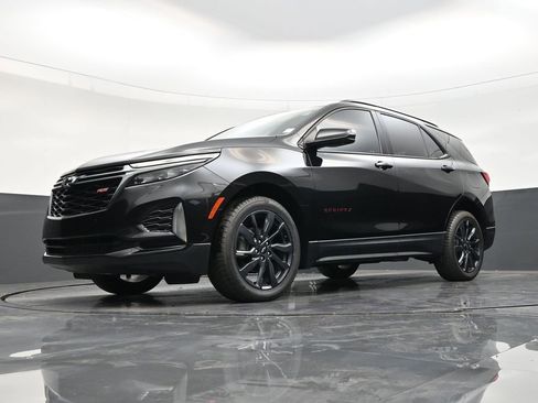 Used 2022 Chevrolet Equinox RS w/ RS Leather Package FWD image 21