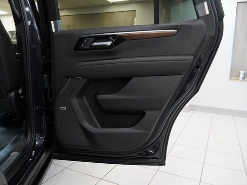 New 2026 Chevrolet Tahoe High Country AWD/4WD image 26