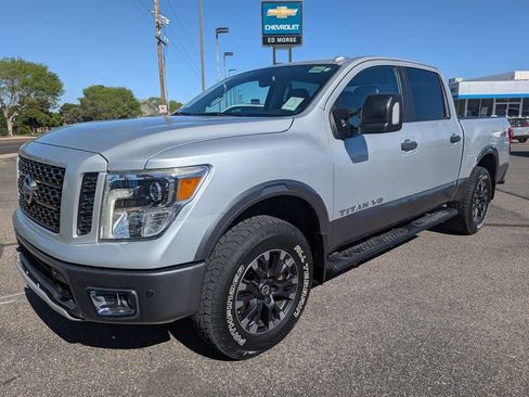 Used 2018 Nissan Titan PRO-4X w/ Pro-4x Convenience Package image 1
