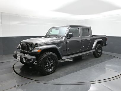 New 2025 Jeep Gladiator Sport