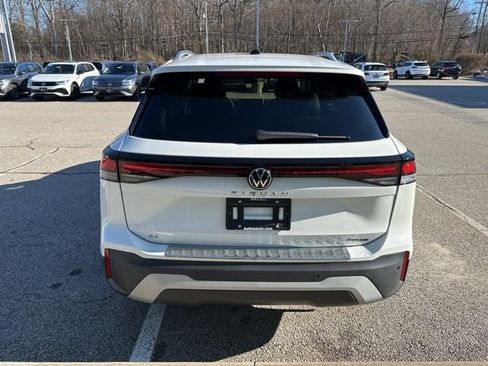 New 2026 Volkswagen Tiguan SE AWD/4WD image 6