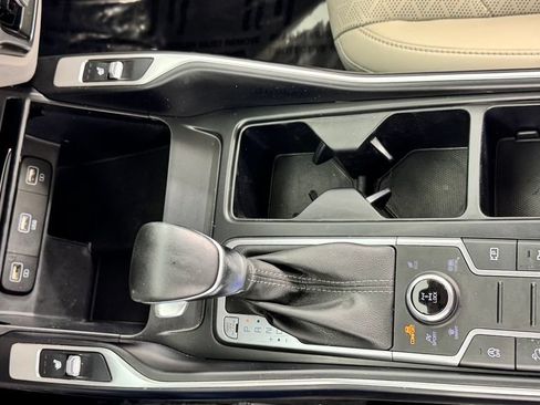 Used 2022 Kia Sorento S AWD/4WD image 28