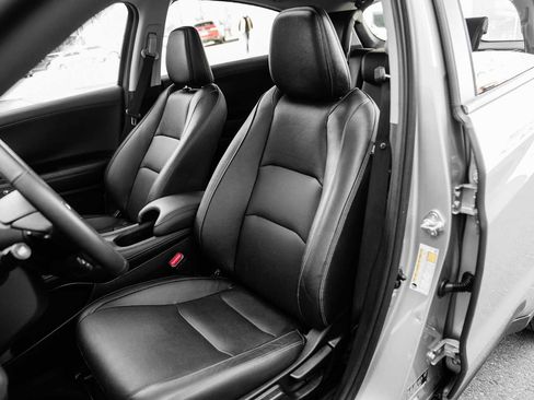 Used 2022 Honda HR-V EX-L image 4