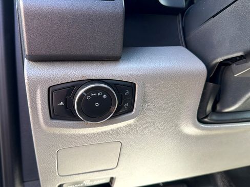 Used 2022 Ford F250 XL w/ Power Equipment Group RWD image 12