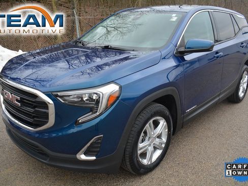 Used 2020 GMC Terrain SLE image 1