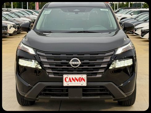 New 2026 Nissan Rogue SV w/ Cold Weather Package FWD image 4
