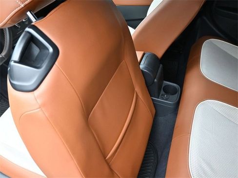 Used 2017 Volkswagen Beetle 1.8T Classic image 12