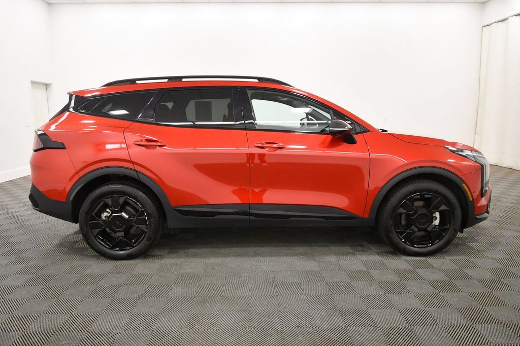 Certified 2026 Kia Sportage X-Line w/ X-Line Technology Package AWD/4WD image 9