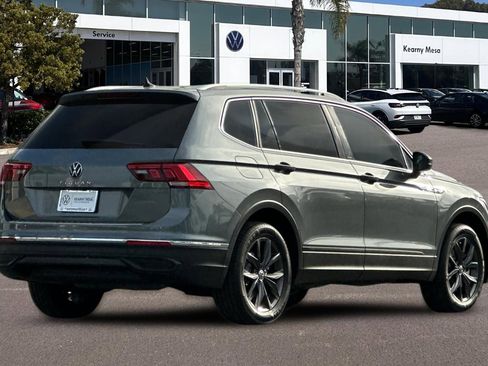 Used 2023 Volkswagen Tiguan SE image 4