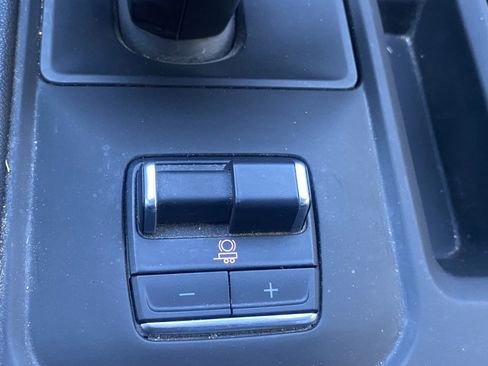 Used 2023 GMC Sierra 1500 AT4 w/ Technology Package image 31