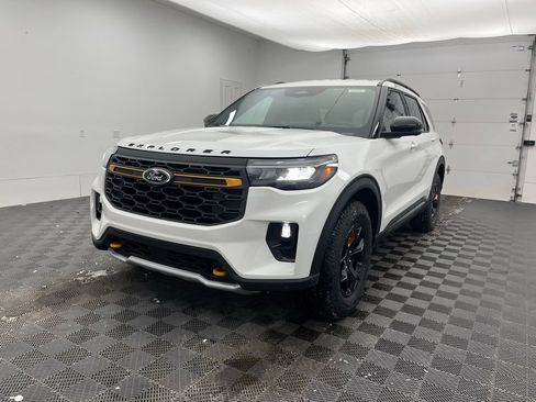 New 2026 Ford Explorer Tremor w/ Tremor Convenience Package image 2