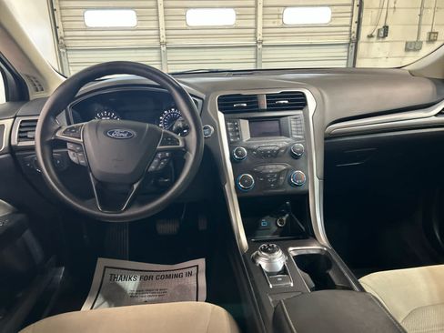 Used 2020 Ford Fusion S FWD image 4