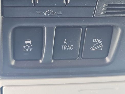 Used 2023 Toyota 4Runner Limited image 12