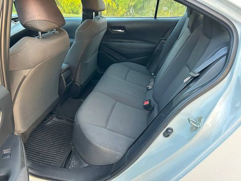 Used 2021 Toyota Corolla LE FWD image 14