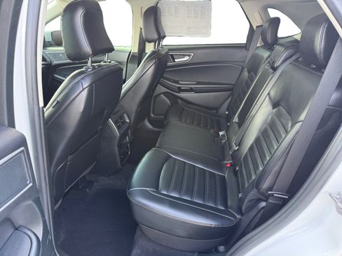 Certified 2024 Ford Edge SEL w/ Convenience Package AWD/4WD image 16