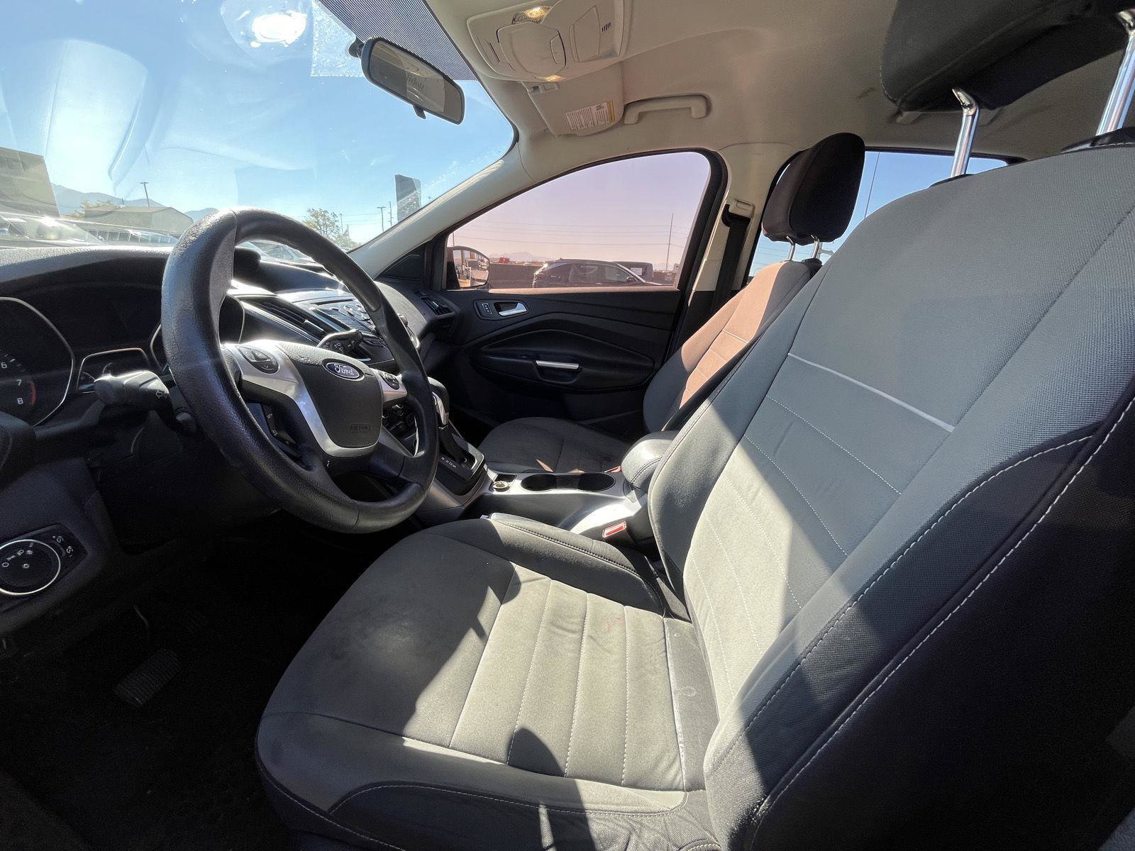 Used 2015 Ford Escape SE FWD image 7