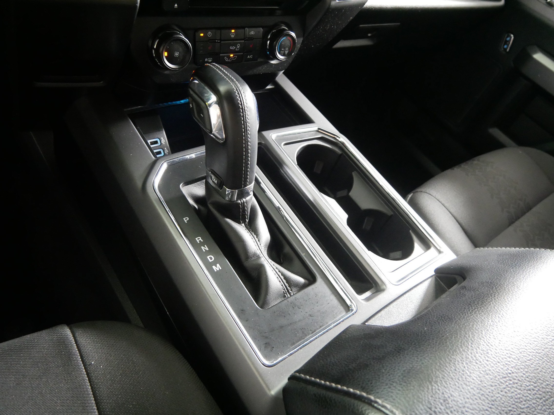 Used 2018 Ford F150 4x4 SuperCrew image 24