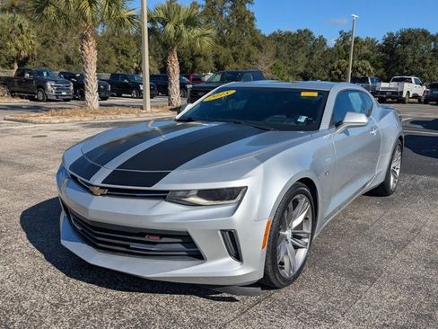Used 2018 Chevrolet Camaro LT image 9