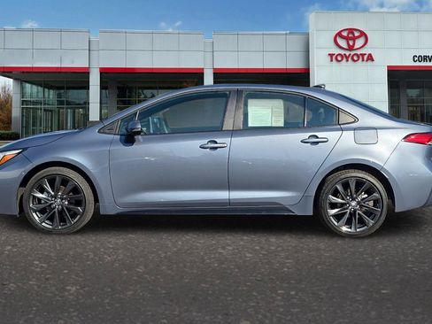 Used 2026 Toyota Corolla SE w/ SE Package FWD image 7