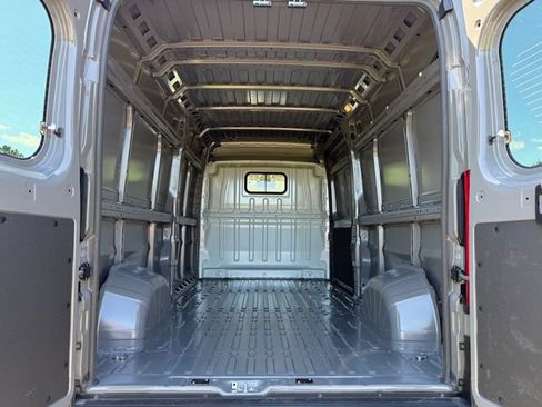 New 2026 RAM ProMaster 2500 w/ Safety Group FWD image 28