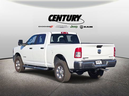 Used 2024 RAM 2500 Big Horn w/ Bed Utility Group image 6