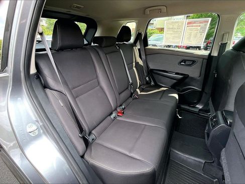 Used 2023 Nissan Rogue S AWD/4WD image 24