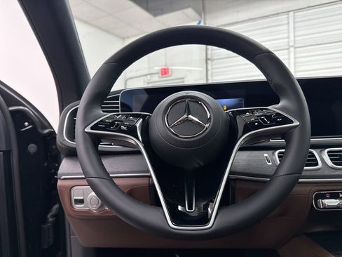 Used 2026 Mercedes-Benz GLE 450 4MATIC Coupe image 15
