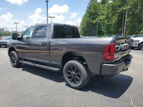 New 2025 RAM 2500 Big Horn image 4