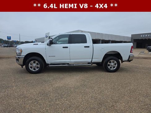 Used 2024 RAM 2500 Big Horn w/ Bed Utility Group image 2