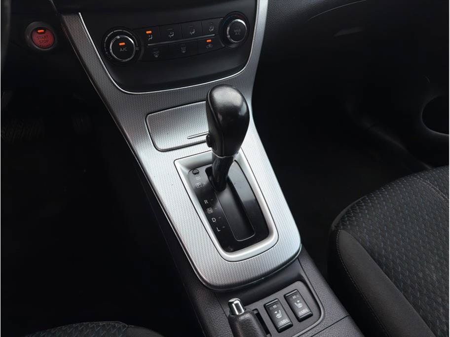 Used 2015 Nissan Sentra SR FWD image 19