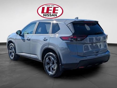 New 2026 Nissan Rogue SV w/ Cold Weather Package FWD image 5