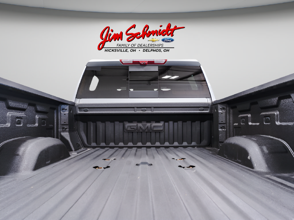 Used 2026 GMC Sierra 3500 AT4 w/ AT4 Premium Plus Package AWD/4WD image 37